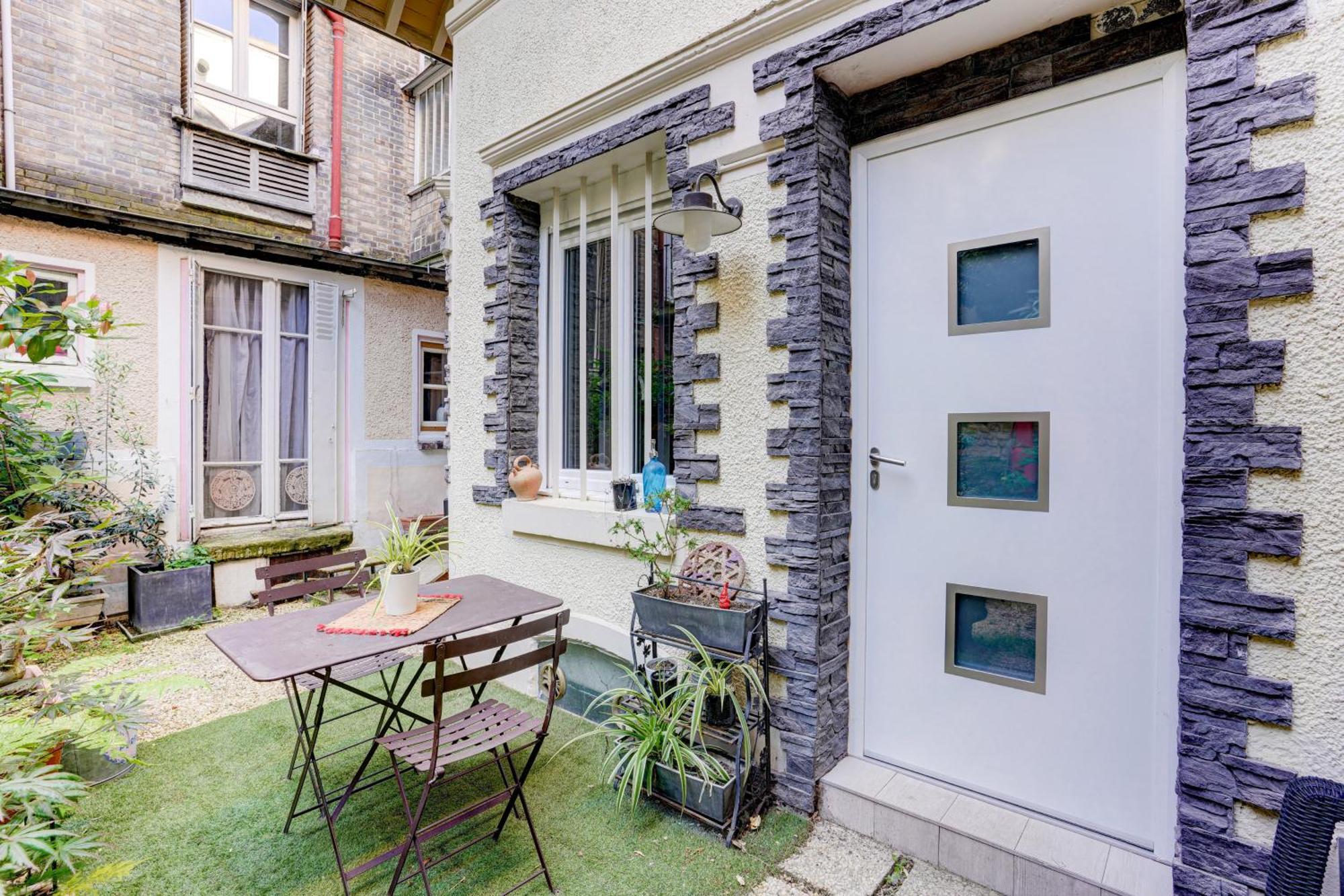 House - Maison Entière Et Son Jardin - Rare à * Parigi